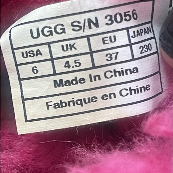 Hot Pink Women’s UGG Boots - Picture 6 of 6